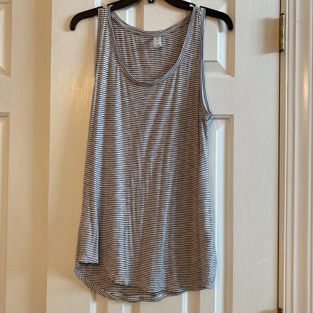 Black and White Stripped Tank Top